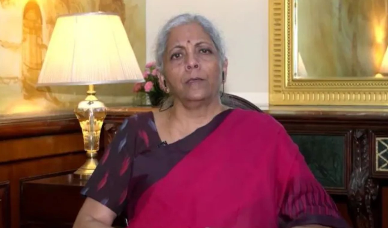 Nirmala Sitharaman said - There is nothing wrong with Prime Minister Modi visiting the Chief Justice's house, it is our tradition…