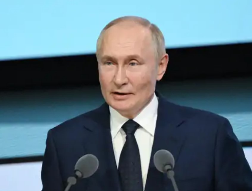 Putin Says - Citizens Should Be Physical At Work: Ordered To Cope With Declining Birth Rate, Says - Our Future Depends On Population